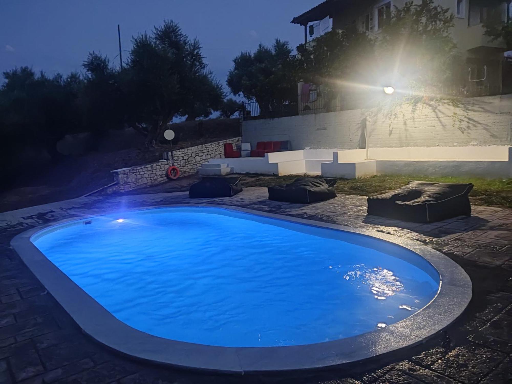 Summertime Apartments 克拉尼 外观 照片